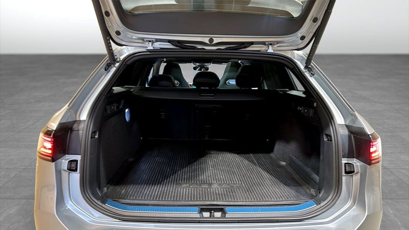 Volkswagen Passat bild 13