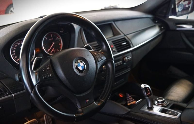 BMW X6 bild 6