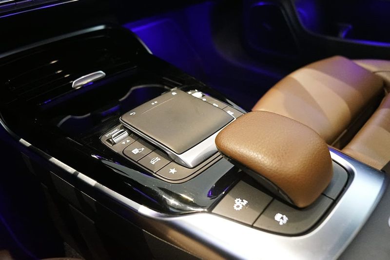 Mercedes CLA45 AMG bild 21