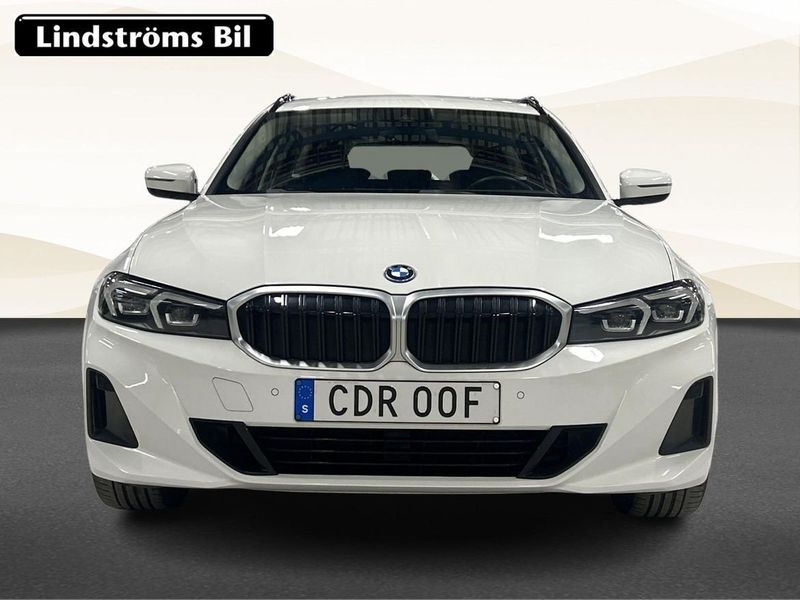 BMW 330 bild 9