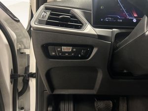 BMW 330 bild 19