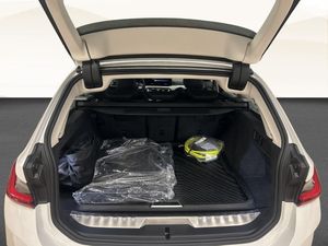 BMW 330 bild 13