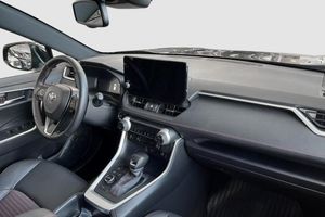 Toyota RAV4 bild 8