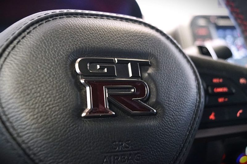 Nissan GT-R bild 17