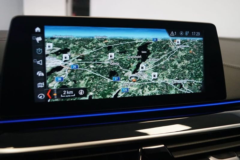 BMW M550 bild 16