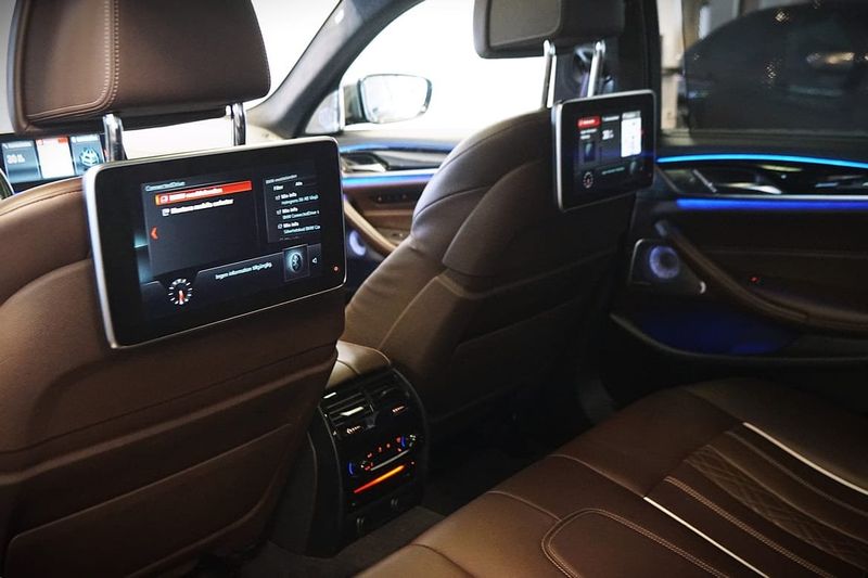 BMW M550 bild 31