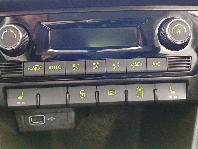 Skoda Rapid bild 19