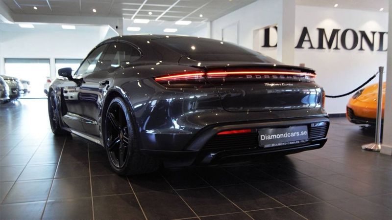 Porsche Taycan bild 7