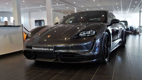 Porsche Taycan Turbo Direct Drive/ Sport Chrono 680hk - 2020
