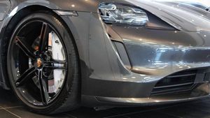Porsche Taycan bild 2