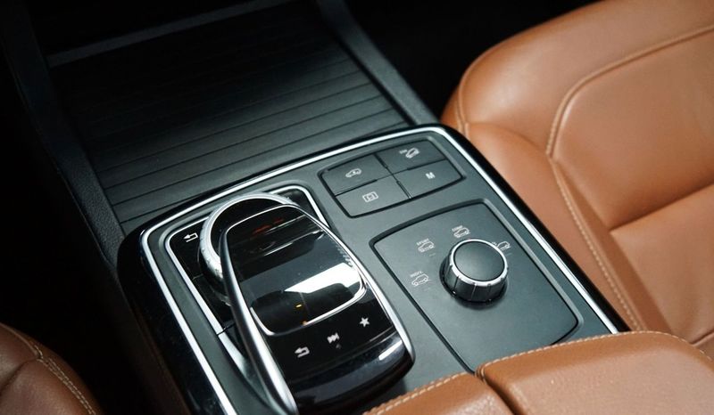 Mercedes GLE350 bild 15
