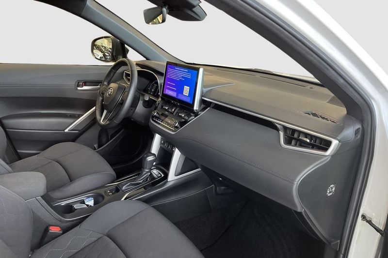 Toyota Corolla Cross bild 9