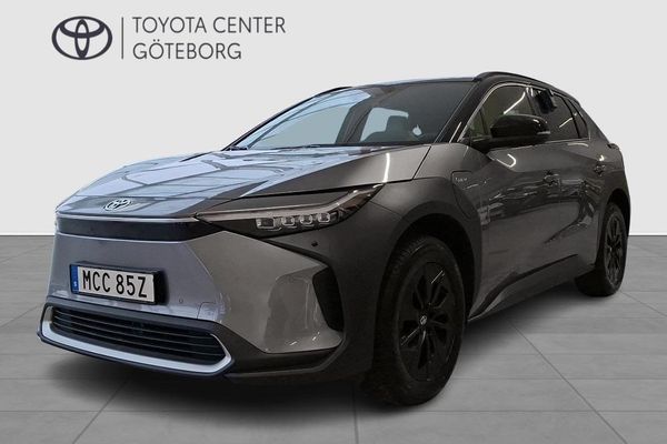 Toyota bZ4X FWD EXECUTIVE 20 JBL PANO BI-TONE - 2025