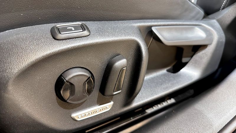 Volkswagen Passat bild 17