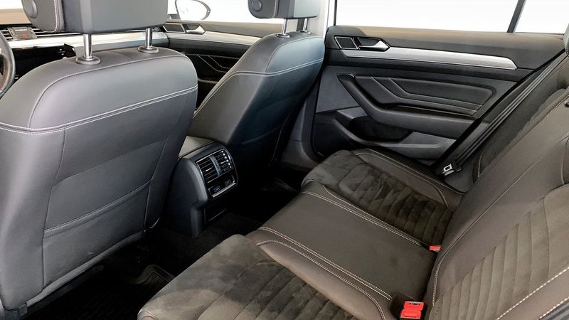 Volkswagen Passat bild 11