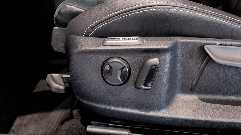 Volkswagen Passat bild 18