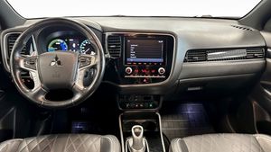 Mitsubishi Outlander bild 9