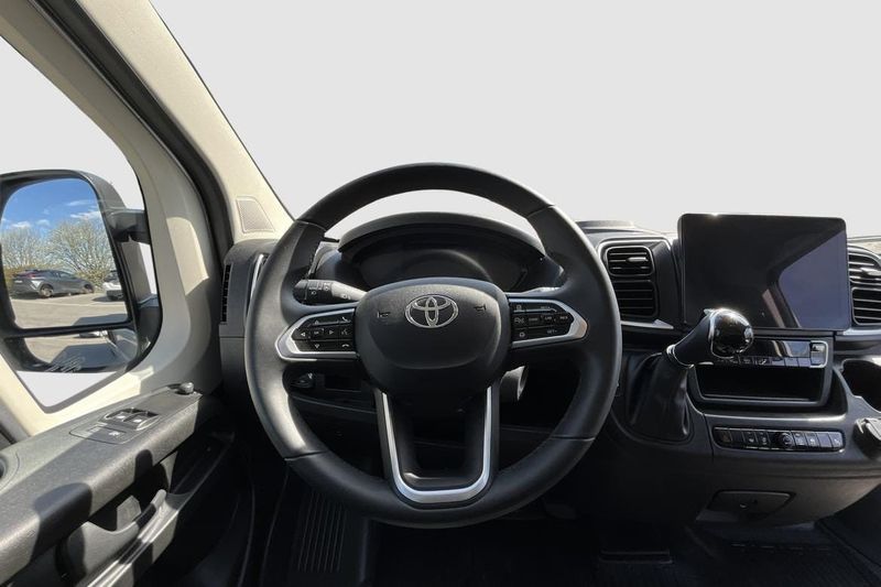 Toyota Proace bild 9