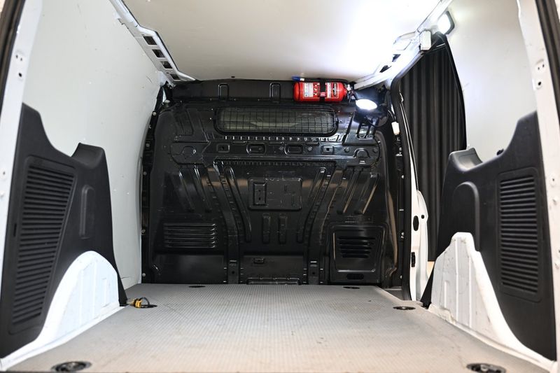 Ford Transit Connect bild 8
