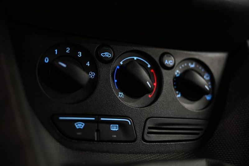 Ford Transit Connect bild 23