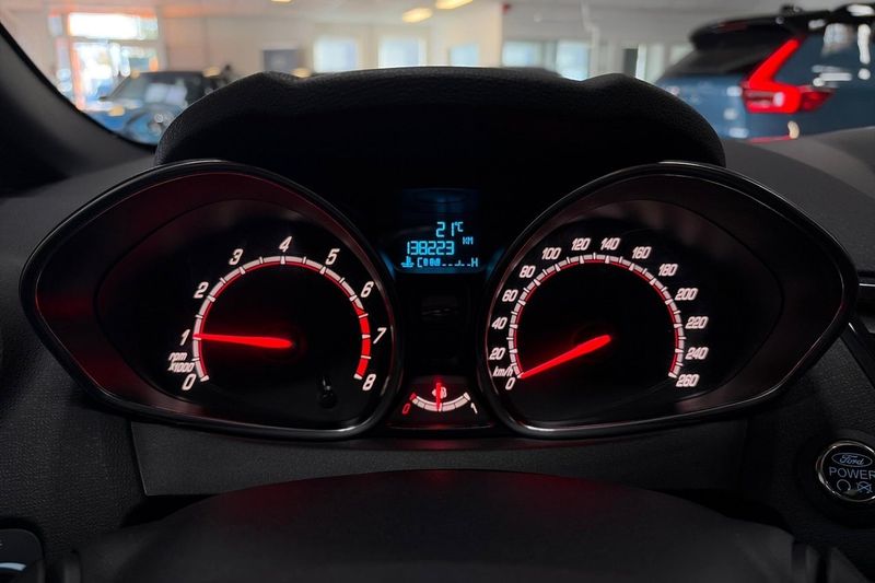 Ford Fiesta bild 17
