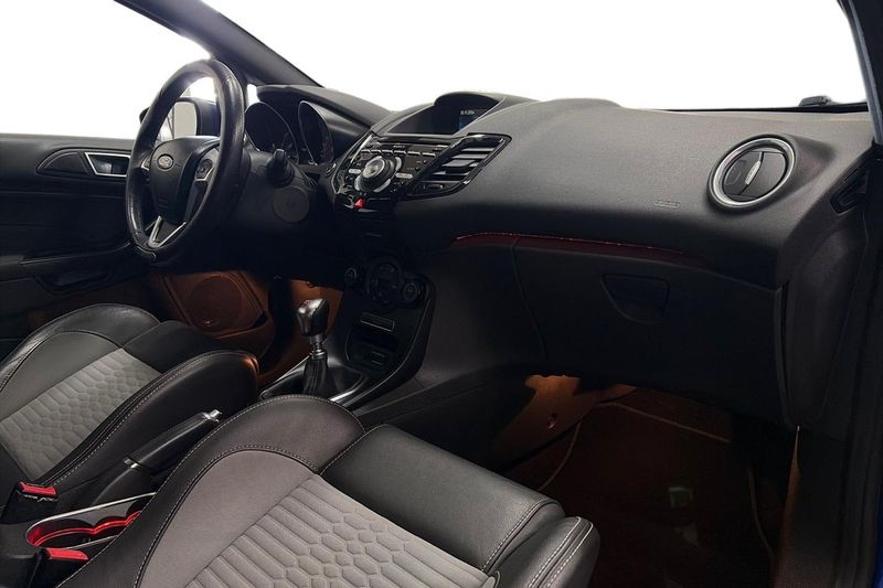 Ford Fiesta bild 15