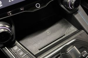 Lynk & Co 01 bild 32