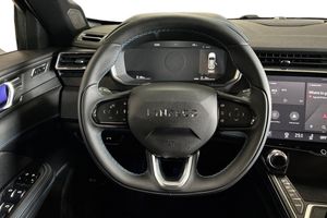 Lynk & Co 01 bild 16