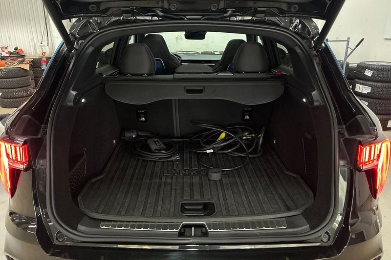 Lynk & Co 01 bild 10