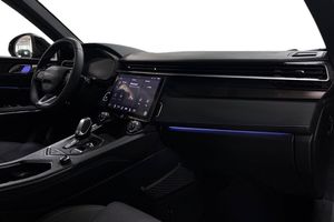Lynk & Co 01 bild 15