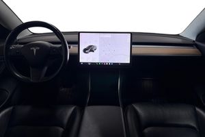 Tesla Model 3 bild 12