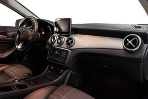 Mercedes GLA220 bild 14