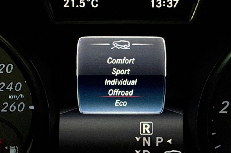Mercedes GLA220 bild 23