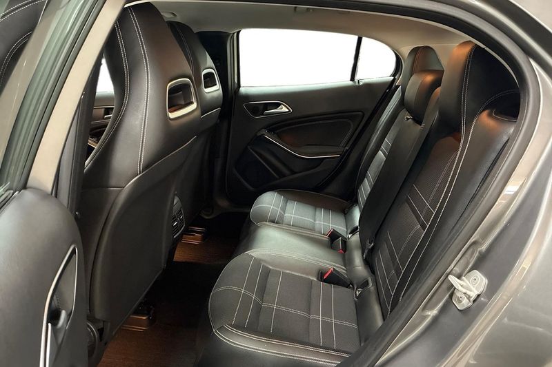 Mercedes GLA220 bild 13