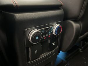 Ford Explorer bild 37