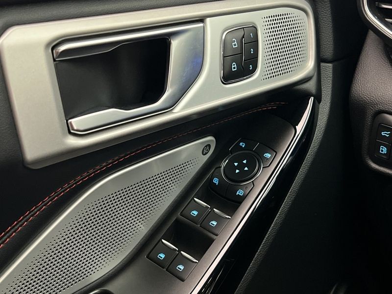 Ford Explorer bild 12
