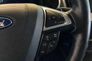 Ford Edge bild 24