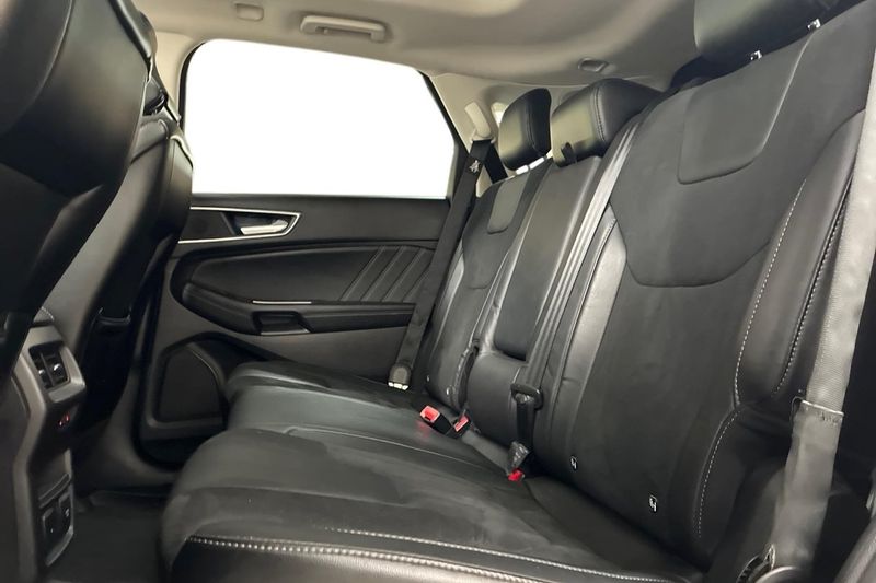 Ford Edge bild 14