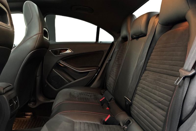 Mercedes CLA220 bild 14
