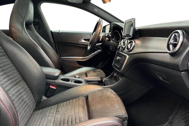 Mercedes CLA220 bild 15