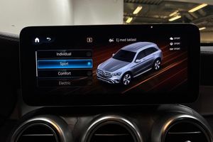 Mercedes GLC300 bild 24