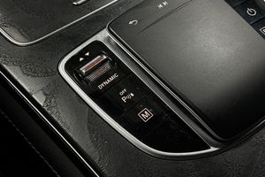 Mercedes GLC300 bild 26