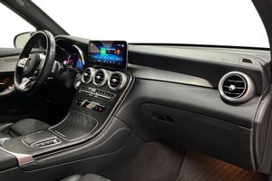 Mercedes GLC300 bild 15