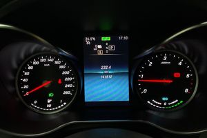Mercedes GLC300 bild 17