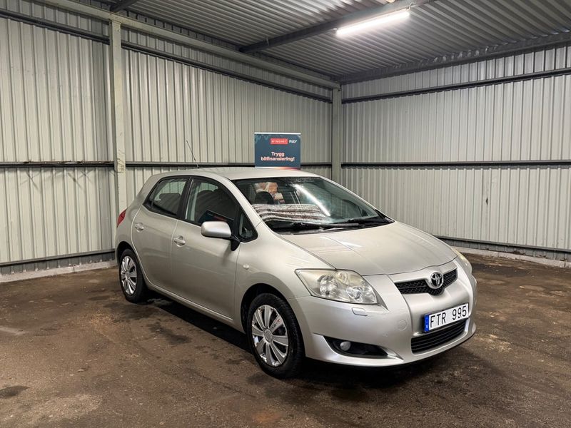 Toyota Auris bild 6