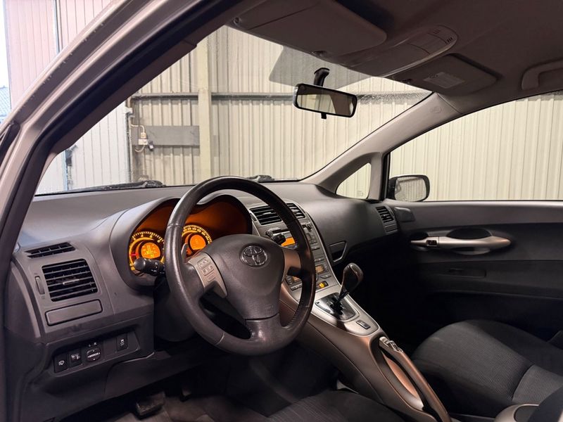 Toyota Auris bild 12