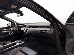 Audi Q8 e-tron bild 29