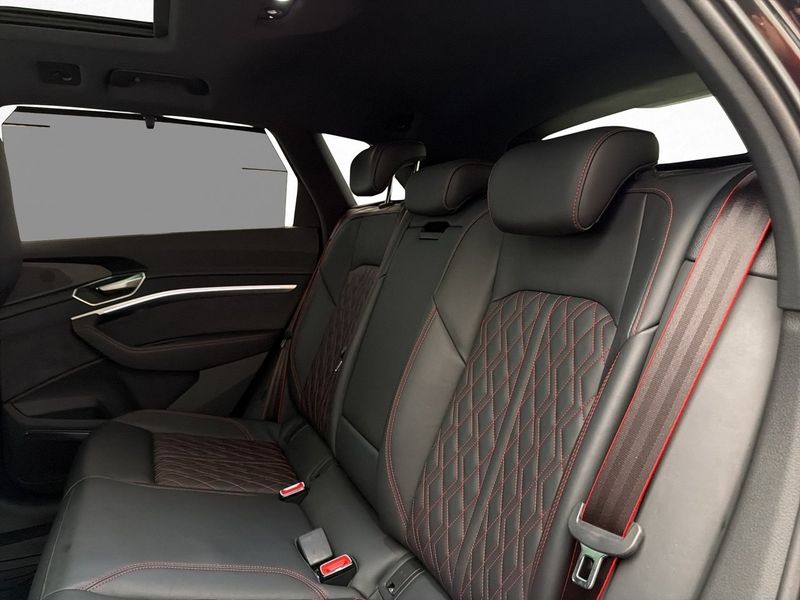 Audi Q8 e-tron bild 32
