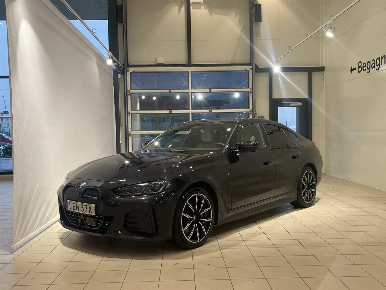 BMW i4