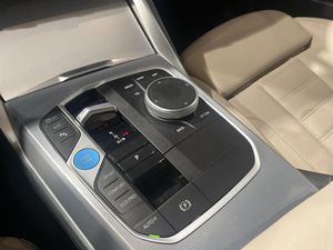 BMW i4 bild 14